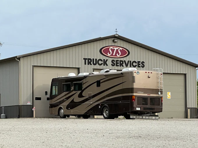 Motorhome at STS Truck Services in Blair Nebraska